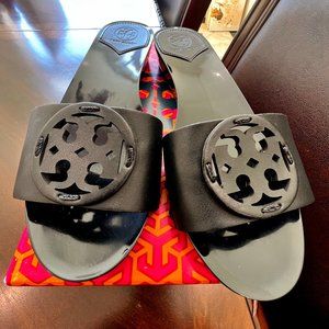 Tory Burch Miller 30MM Slide Black size  8M